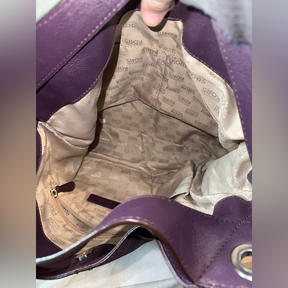 Michael Kors hobo/wallet bundle - Picture 5 of 16